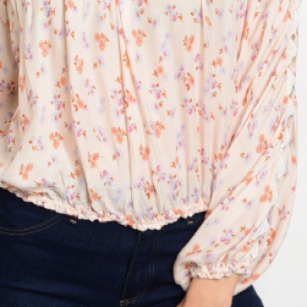 Peach floral Off Shoulder Print crop Top - Picture 5 of 8